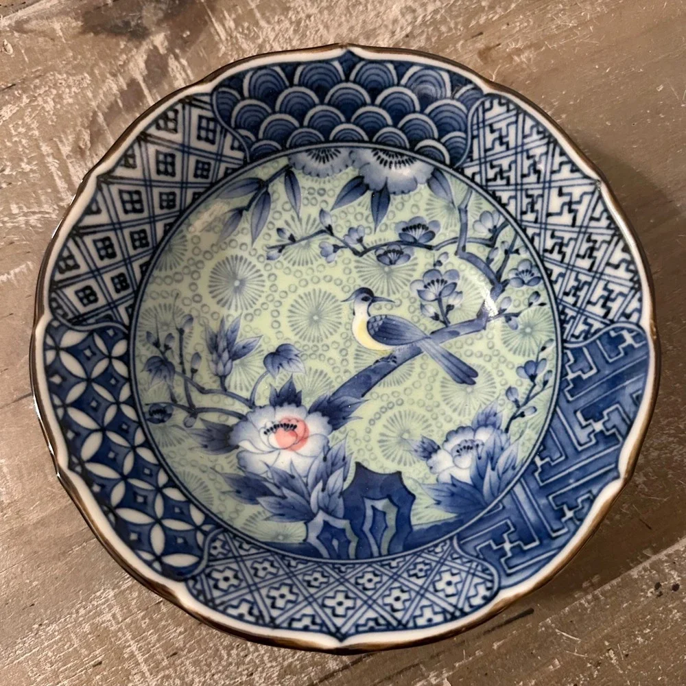 Vintage Japanese Porcelain Bowl Blue White‎ Bird Floral Scalloped Dish